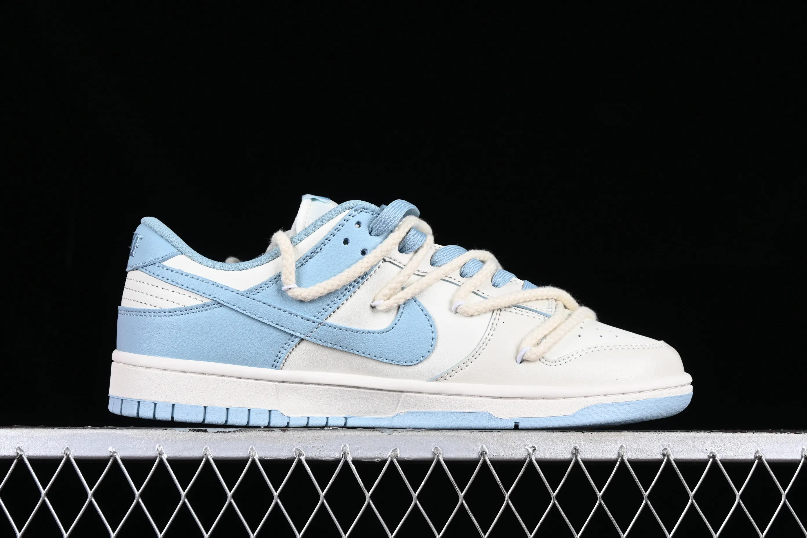 All Categories Nk SB Dunk Series Nk SB Dunk Low Low-top sneakers Nk Dunk Low Summer Stars Sea Salt Milk Ice Customized version of deconstructed strap casual sneakers DD1503-123